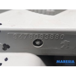 Peugeot - 308 - Taillight, right