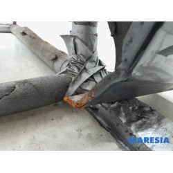 Fiat - Punto - Front wing, left