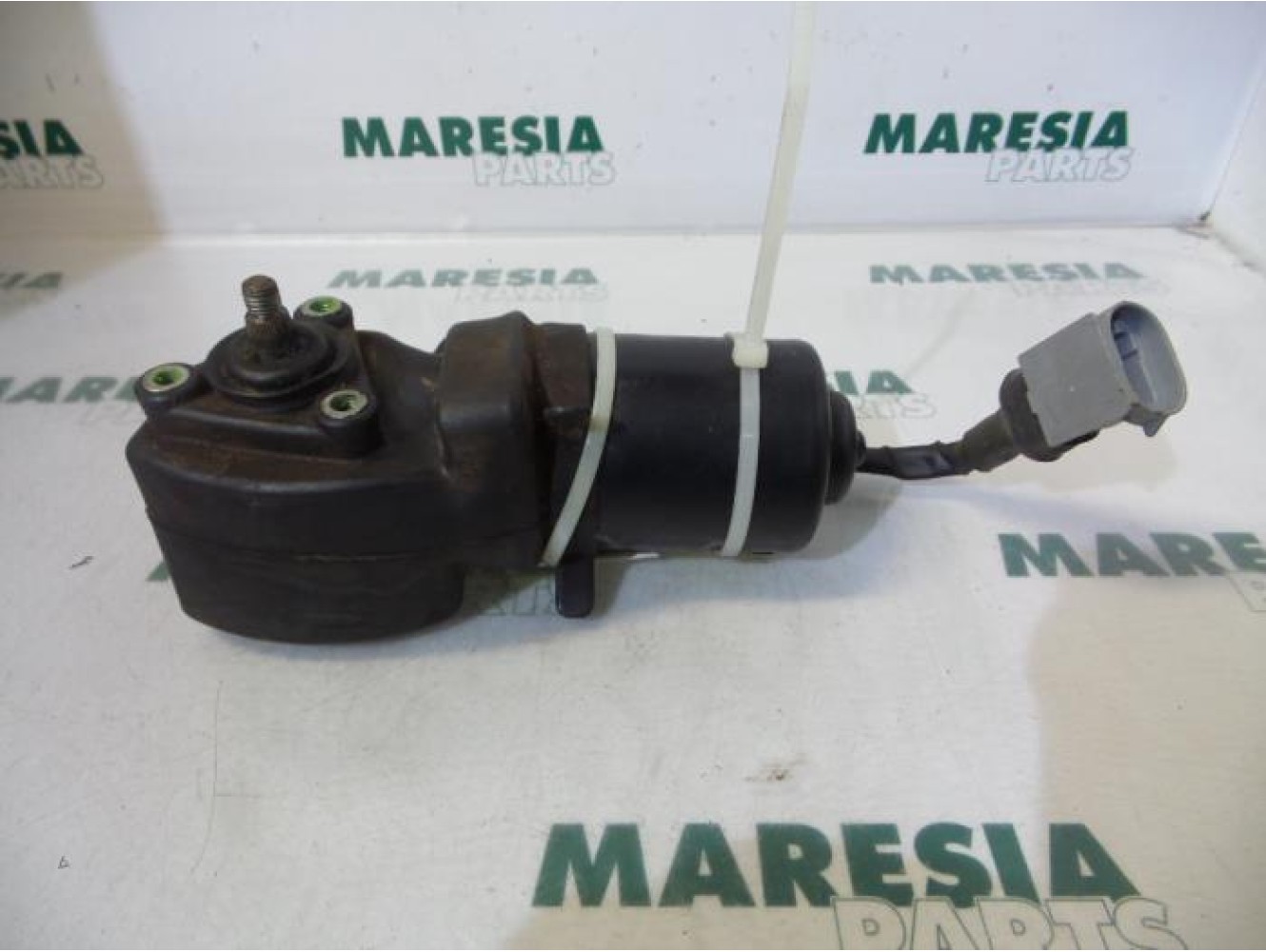 Renault - Laguna - Front wiper motor