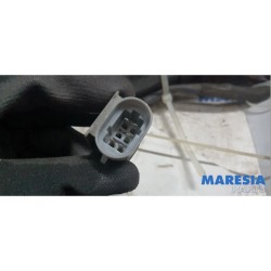 Renault - Laguna - Front wiper motor