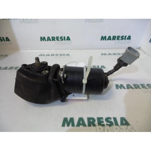 Renault - Laguna - Front wiper motor