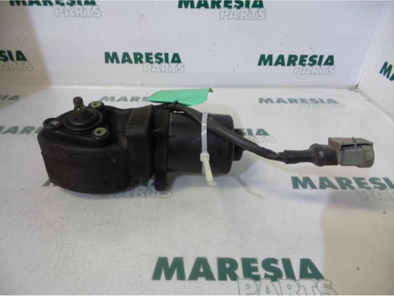 Renault - Laguna - Front wiper motor