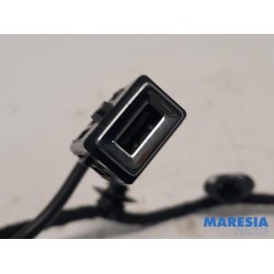 Peugeot - 308 - Prise USB