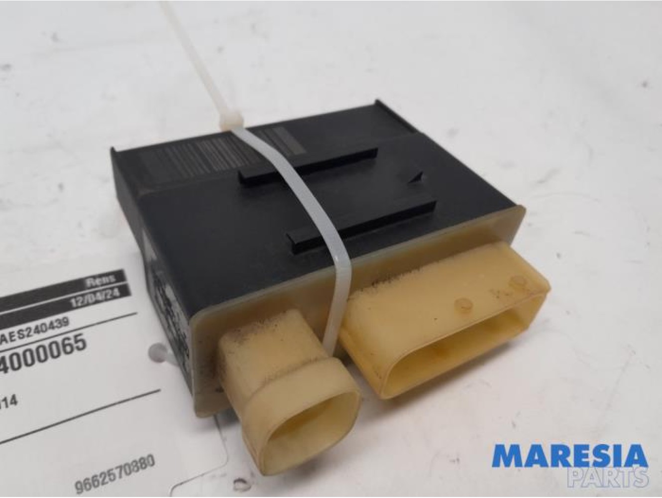 Peugeot - 308 - Glow plug relay