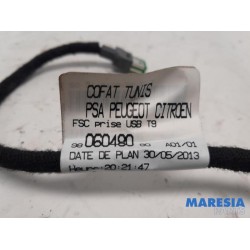 Peugeot - 308 - Prise USB