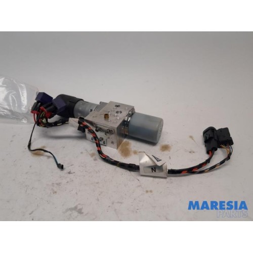 Peugeot - 207 - Convertible motor