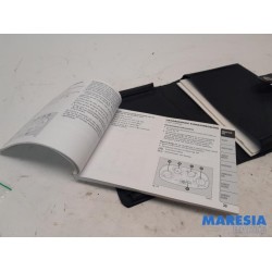 Fiat - 500 - Instruction Booklet