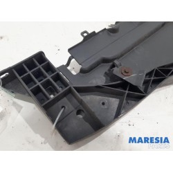 Peugeot - 207 - Front bumper frame