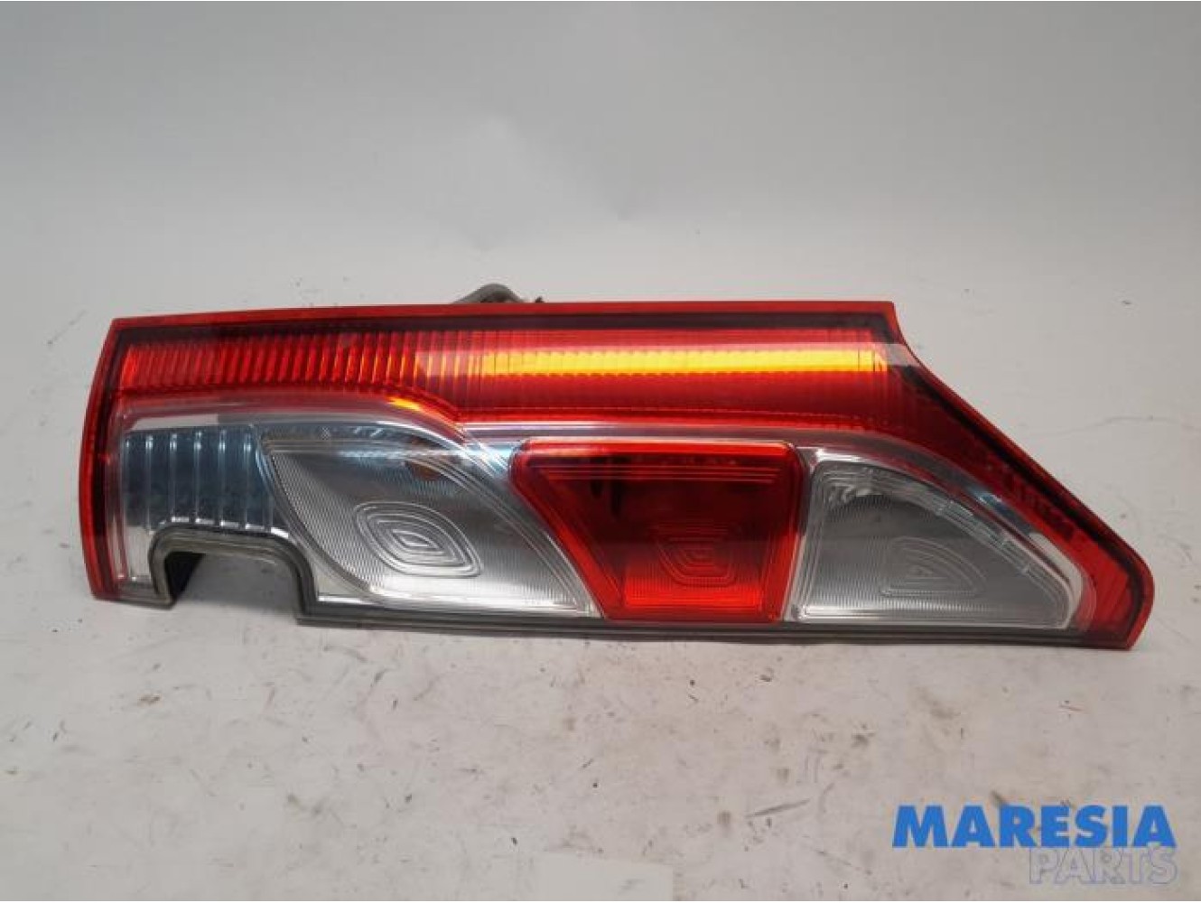 Renault - Kangoo - Taillight, right