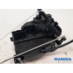 Renault - Kangoo - Minibus/van rear door lock mechanism