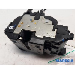 Renault - Kangoo - Minibus/van rear door lock mechanism