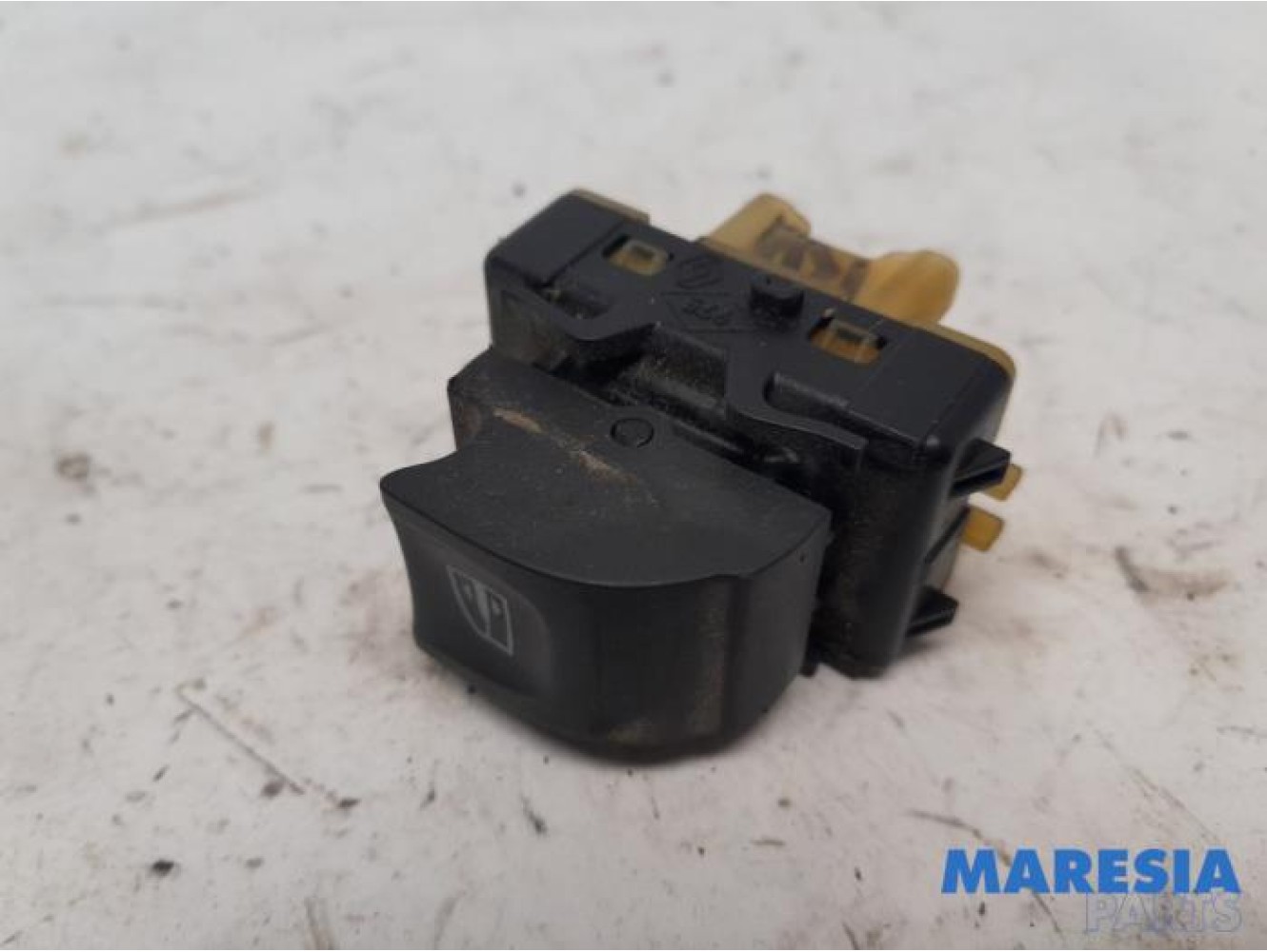 Renault - Kangoo - Electric window switch