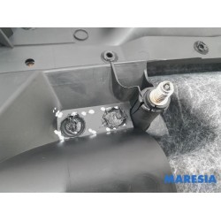 Alfa Romeo - Giulietta - Portierbekleding 4Deurs links-achter