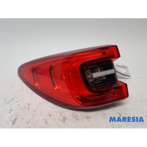 Renault - Kadjar - Taillight, left