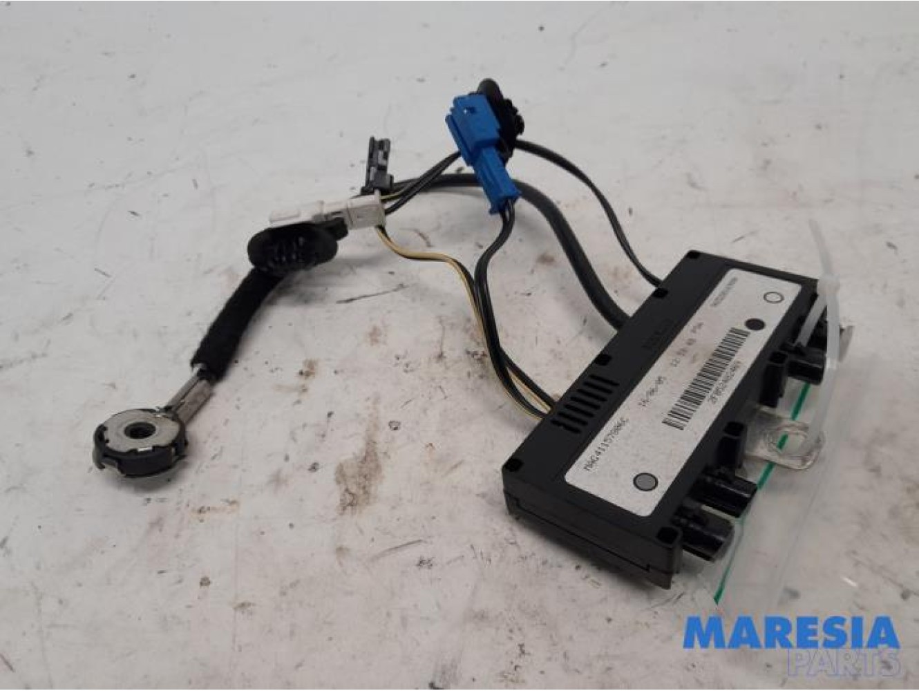 Peugeot - 307 - Antenna Amplifier