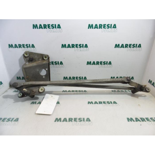 Peugeot - 306 - Wiper mechanism