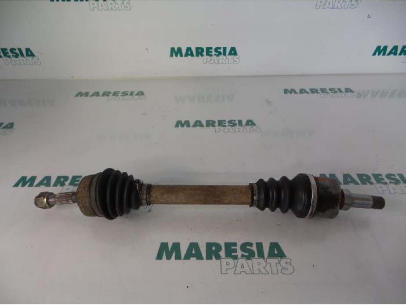 Peugeot - 206 - Aandrijfas links-voor