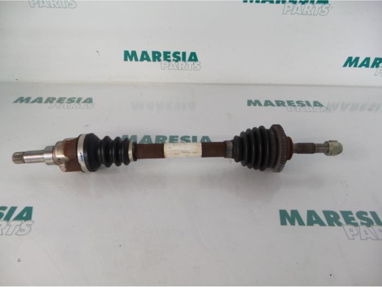 Peugeot - 206 - Aandrijfas links-voor