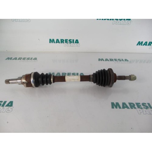 Peugeot - 206 - Front drive shaft, left