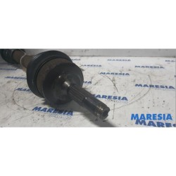 Peugeot - 206 - Aandrijfas links-voor