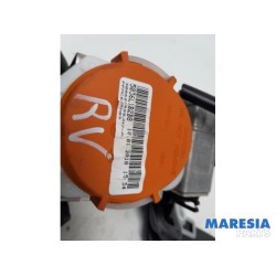 Renault - Kadjar - Front seatbelt, right