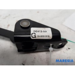 Peugeot - 307 - Insertion ceinture de sécurité arrière gauche