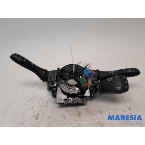 Renault - Kadjar - Steering column stalk