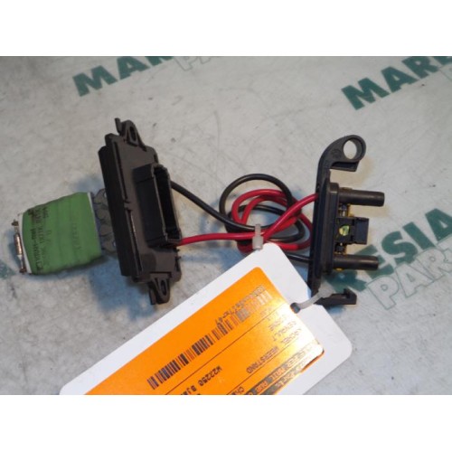 Renault - Megane - Heater resistor