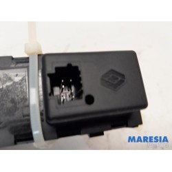 Renault - Kadjar - Switch