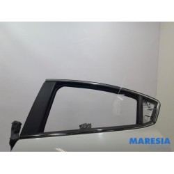 Alfa Romeo - Giulietta - Portier 4Deurs links-achter