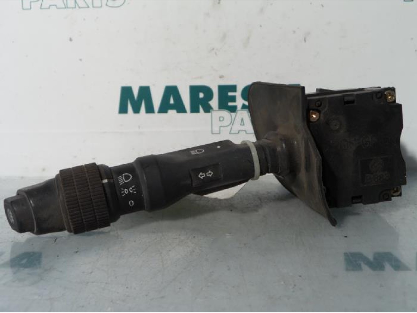 Alfa Romeo - 155 - Indicator switch