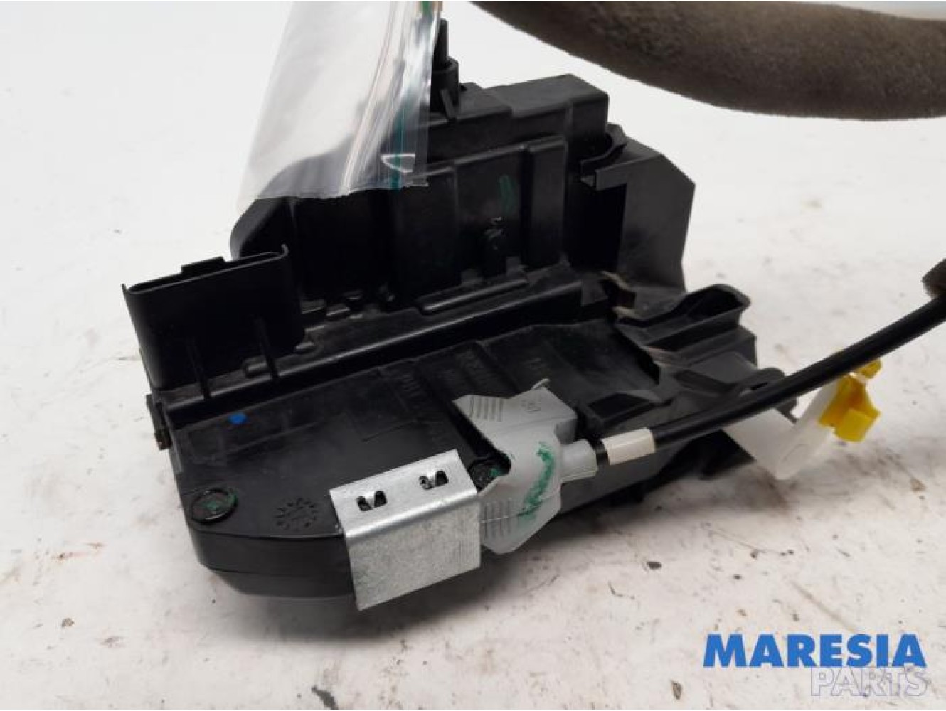Renault - Kadjar - Door lock mechanism 4-door, front left