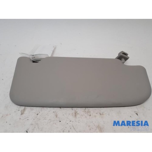 Renault - Kadjar - Sun visor