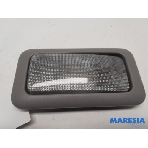 Alfa Romeo - Giulietta - Binnenverlichting achter