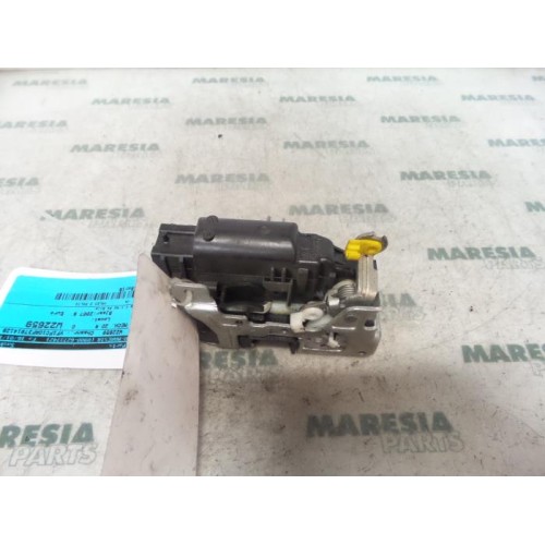 Renault - Kangoo - Door lock mechanism 2-door, right