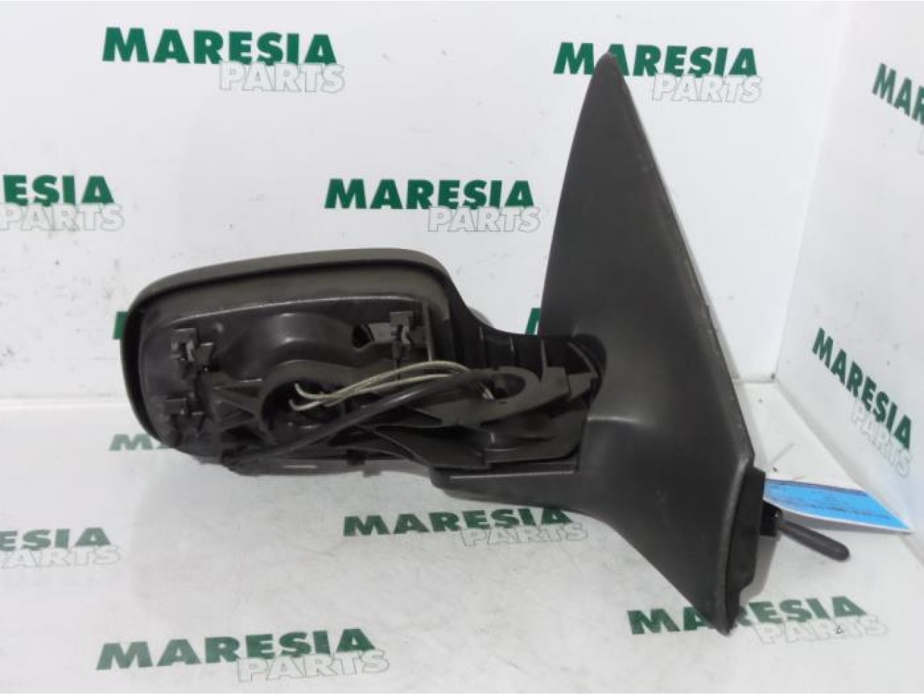 Renault - Megane - Wing mirror, right