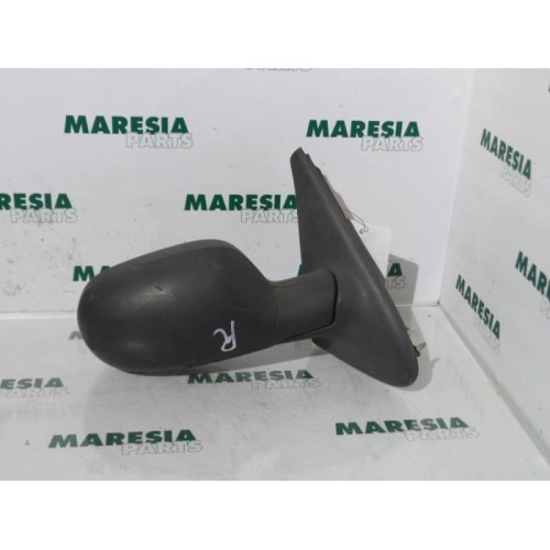 Renault - Megane - Wing mirror, right