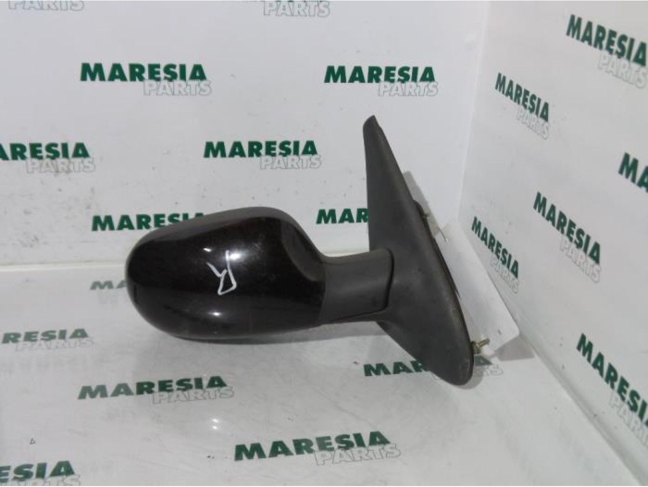 Renault - Megane - Wing mirror, right