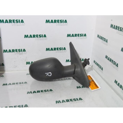 Renault - Megane - Wing mirror, right