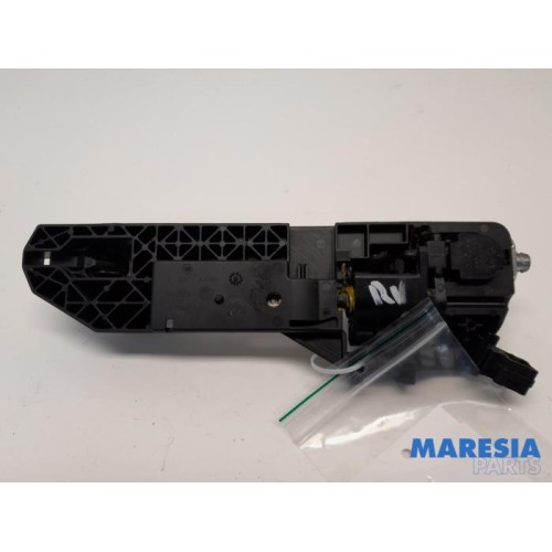 Alfa Romeo - Giulietta - Front door handle 4-door, right