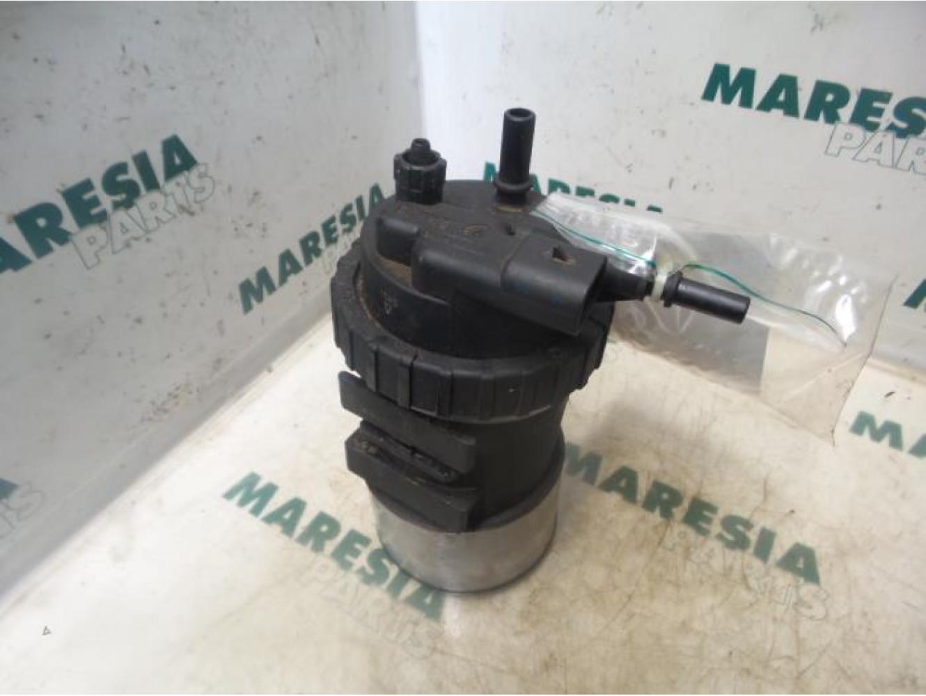 Renault - Kangoo - Fuel filter housing