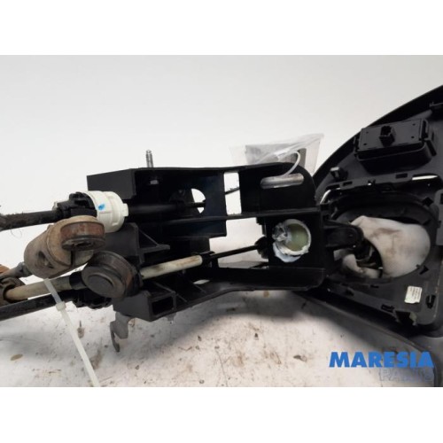 Renault - Kangoo - Gear stick