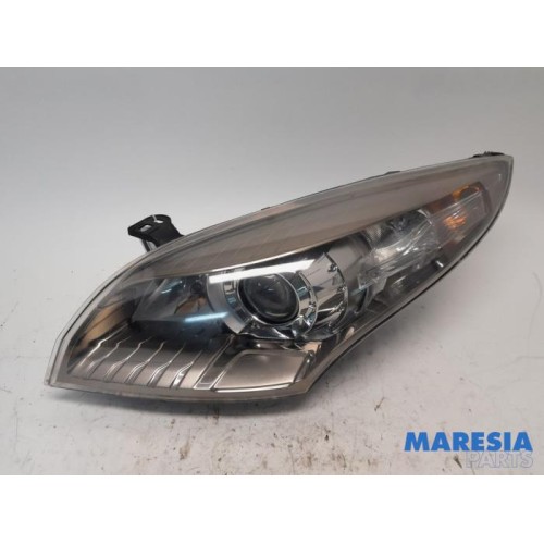 Renault - Megane - Scheinwerfer links