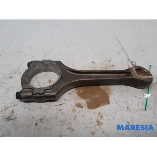 Alfa Romeo - Giulia - Connecting rod