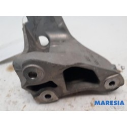 Alfa Romeo - Giulia - Engine mount