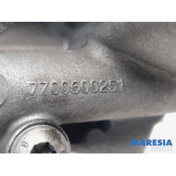 Renault - Megane Scenic - Pompe à huile