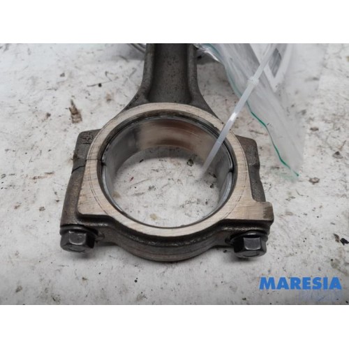 Renault - Megane Scenic - Piston