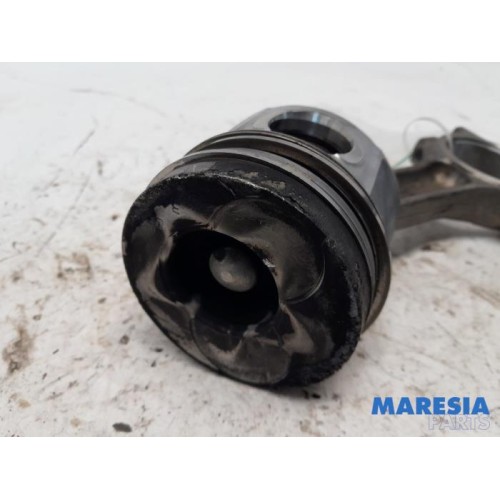 Renault - Megane Scenic - Piston