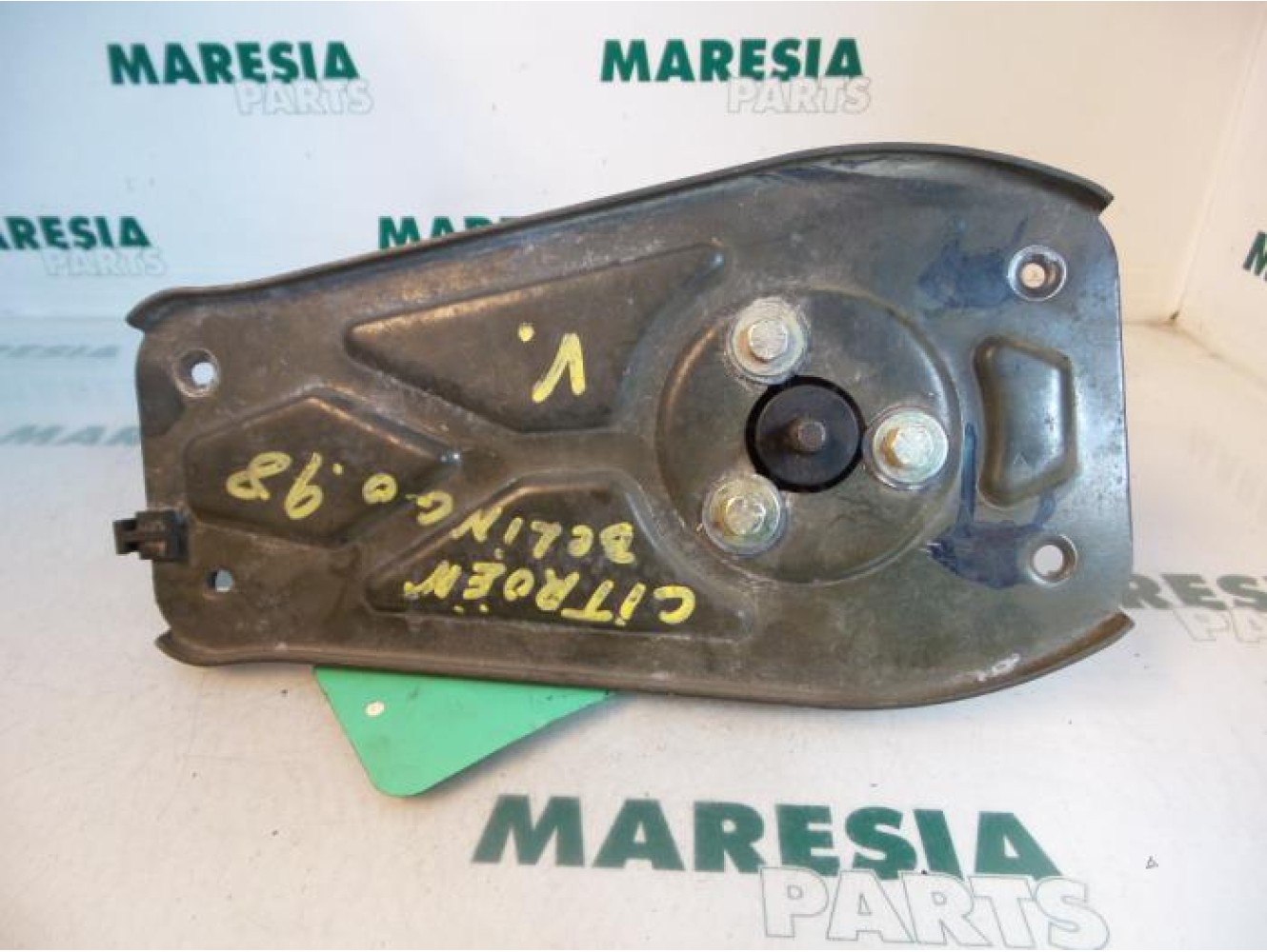 Citroen - Berlingo - Front wiper motor