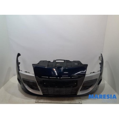 Renault - Megane - Voorbumper